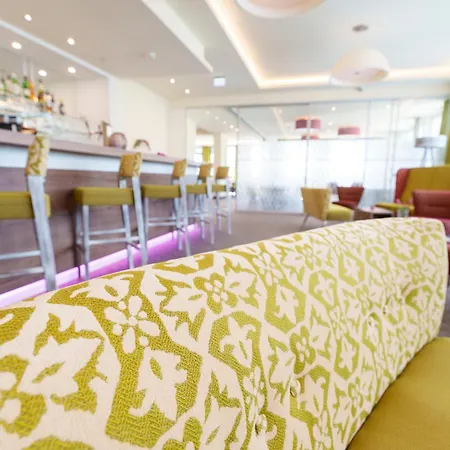 Hotel Am Berg Esslingen 3*