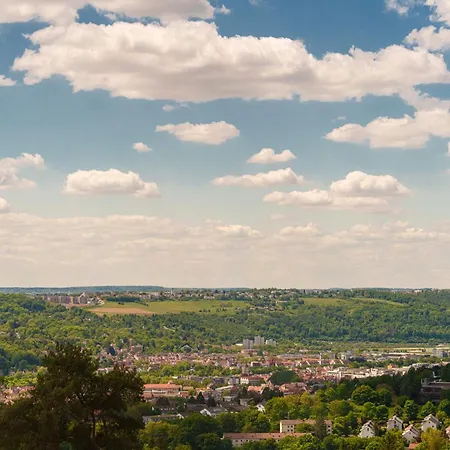 Отель Am Berg Esslingen