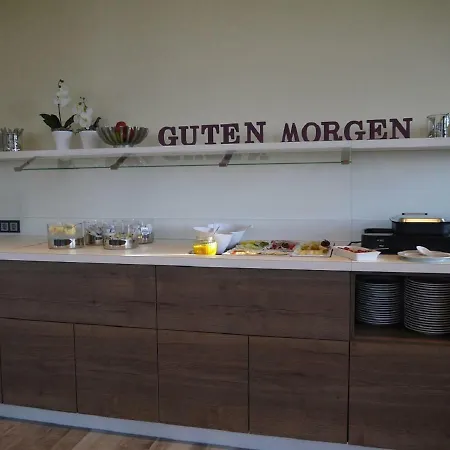 Am Berg Esslingen Otel 3*