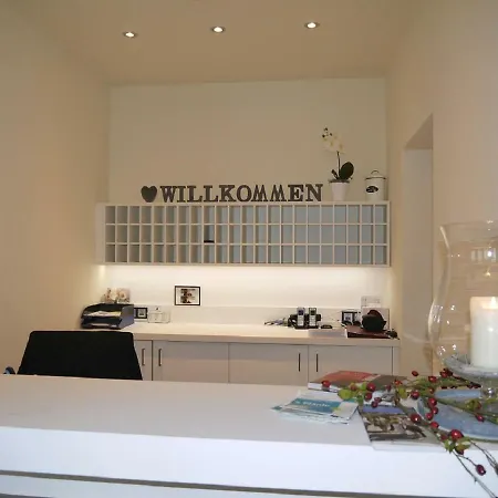 Hotel Am Berg Esslingen 3*