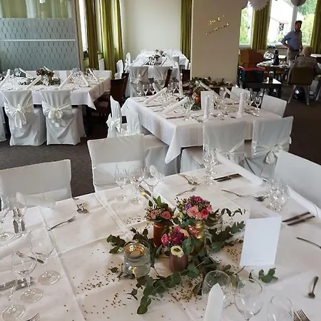 Am Berg Esslingen 3* Эсслинген