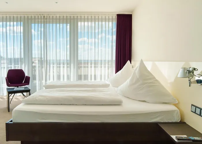 Am Berg Esslingen 3*