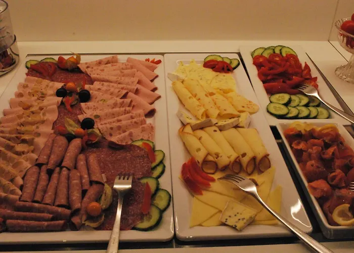 Hotel Am Berg Esslingen 3*